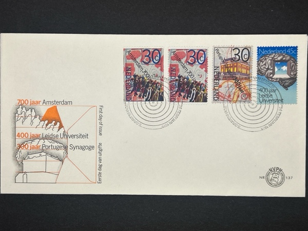 Sobre primer dia 700 años de amsterdam