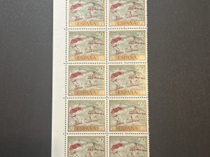 Pliego incompleto- Bloque de 12 sellos de España - Homenaje al pintor desconocido - Cueva Remigia 1967