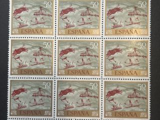 Pliego incompleto- Bloque de 12 sellos de España - Homenaje al pintor desconocido - Cueva Remigia 1967