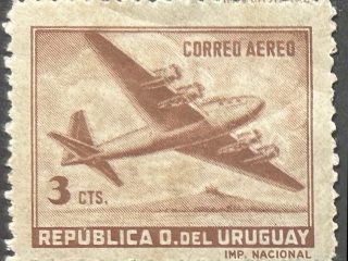 Sello Uruguay - Correo Aéreo 1949 - Douglas DC4 - 3 cts - Marrón - Nuevo