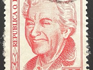 Sello Uruguay 1959 - Gabriela Mistral - 20 céntimos Rojo, usado