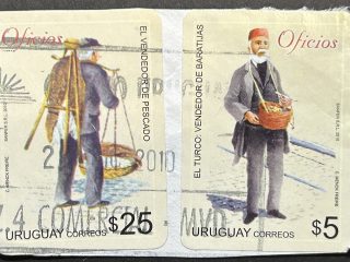 Sellos Uruguay Par 2010 - Oficios - 5$ y 25$ autoadhesivos s/papel