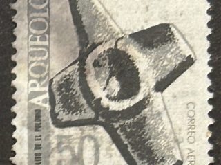 Sello Uruguay 1967 - Arqueología Ornitolito - 50$ Negro