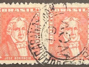 Par sellos Brasil 1959 - José Bonifacio- 20 Cr$ Rojo Usado