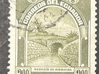 Sello Ecuador 1947 - Regario de Riobamba - 2 Sucres Verde Oliva Usado Aéreo