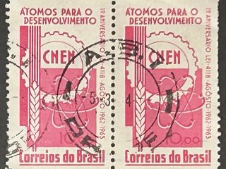 Sello Brasil 1963 - Átomos para el desarrollo - 10 Crz Rosa Usado Pareja