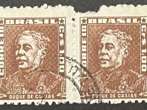 Sello Brasil - Duque de Caxias - 1 Cr$ Marrón Usado Pareja