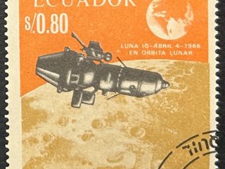 Sello Ecuador 1966 - Satélite Orbita Lunar - 0,80 Sucre Usado Aéreo