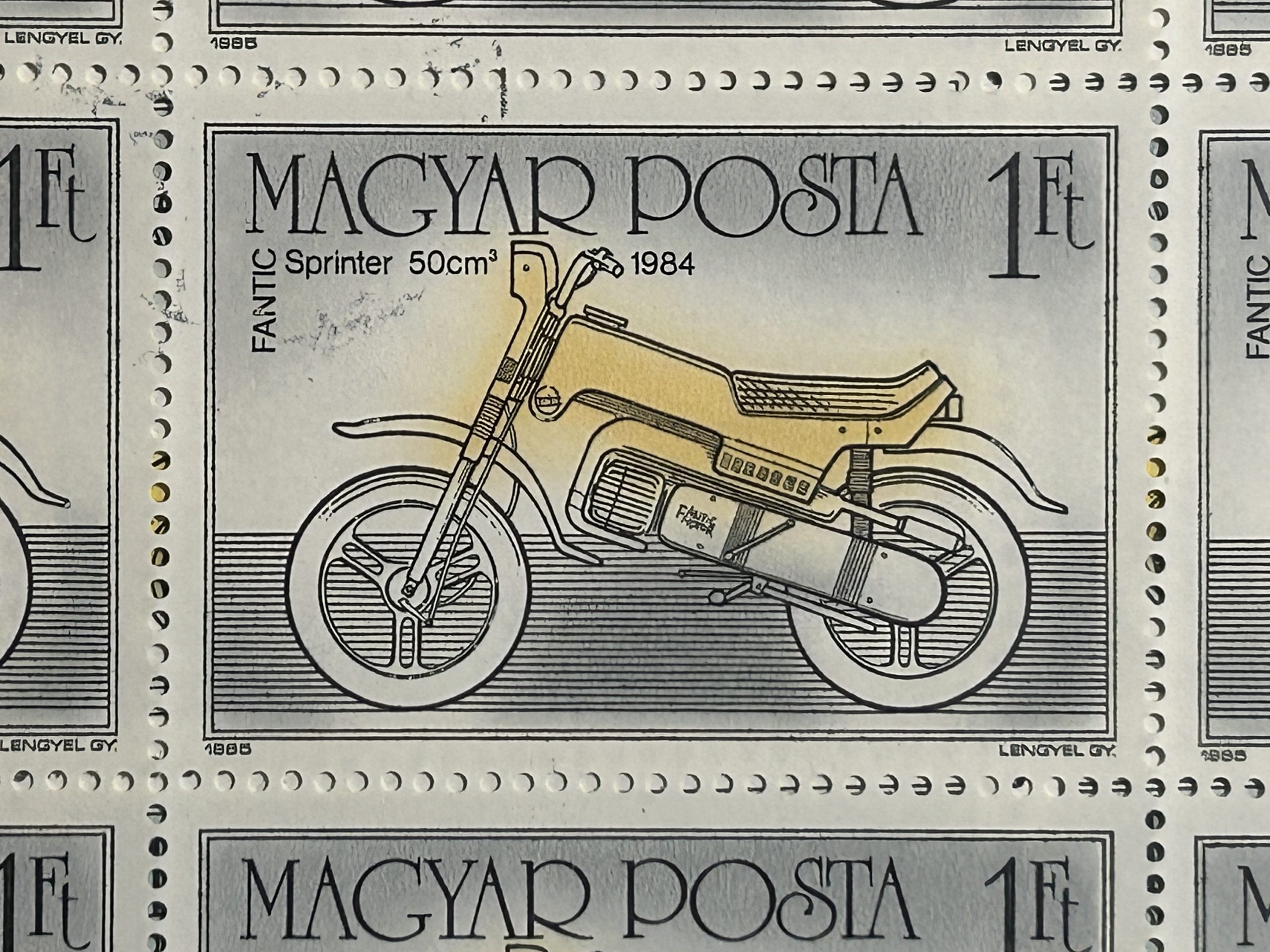 Pliego Hungría 1985 - Motocicletas : Fantic - 25 Valores - 1 Florin Usado - Imagen 2